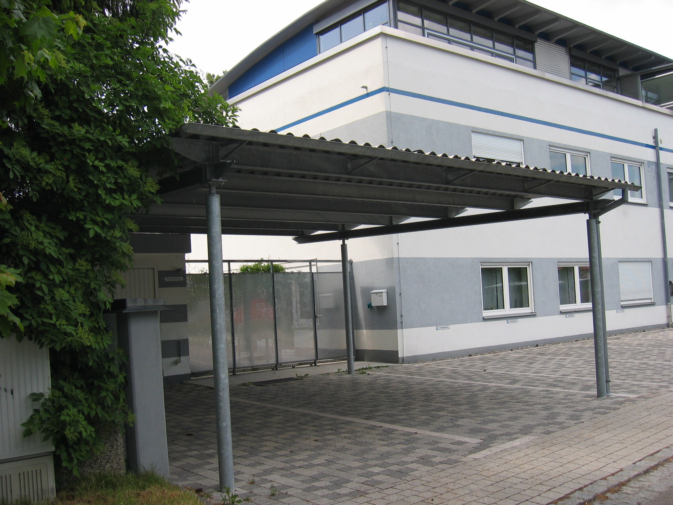 Schlosserei Brückner - Carports Kundenprojekte